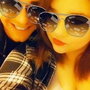 Meet your Posher, Christina bobby